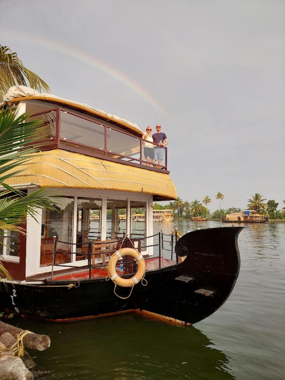 Grand Villa Houseboat Kumarakom Ngoại thất bức ảnh